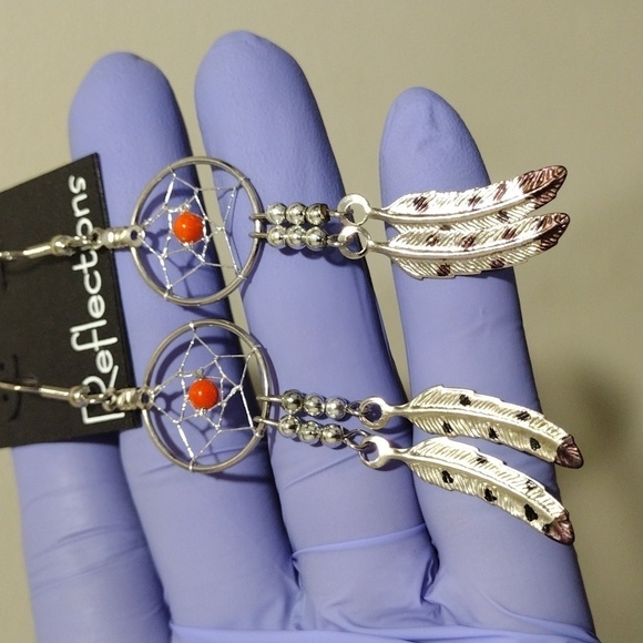 Dreamcatcher 3.25" Drop Earrings – Silver Feather & Coral Bead Bohemian Jewelry - Picture 4 of 6